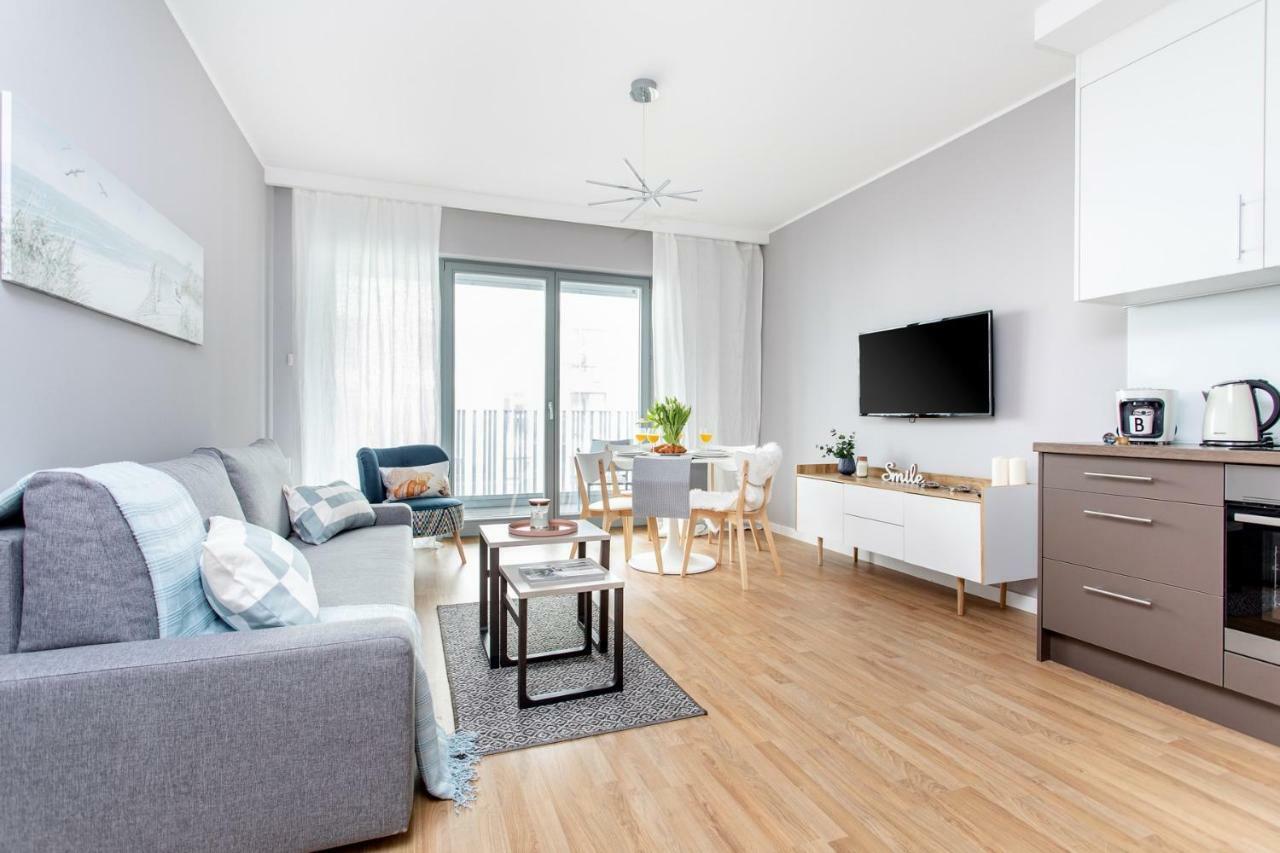 Seaside Beach 150M Do Plazy - Parking - Praia Apartments - Polsat Ergo Arena Plus กดัญสก์ ภายนอก รูปภาพ
